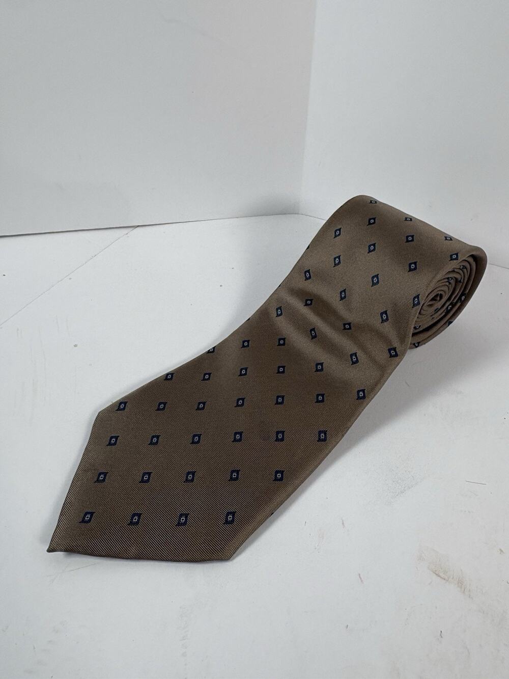 Vintage Christian Dior Mens All Silk Tie Tan Blue Geometric Made USA Italy Woven